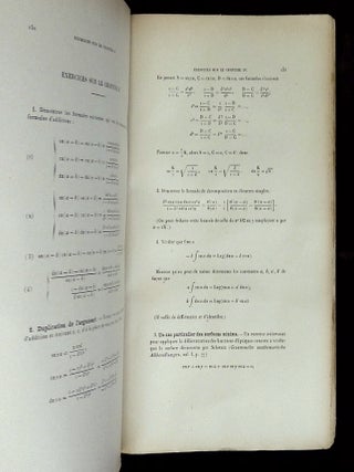 Principes de la Theorie des Fonctions Elliptiques et Applications