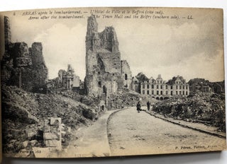 Book of 20 b/w cards: Arras Apres le bombardement