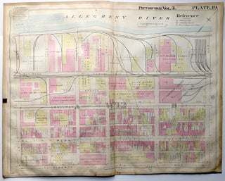 Item #H8953 1900 linen-backed 28 x 22" map: Pittsburgh Strip 27th to 22nd Sts
