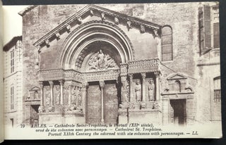 Ca. 1910s postcard booklet: Arles, Eglise et Cloitre, Saint-Trophime