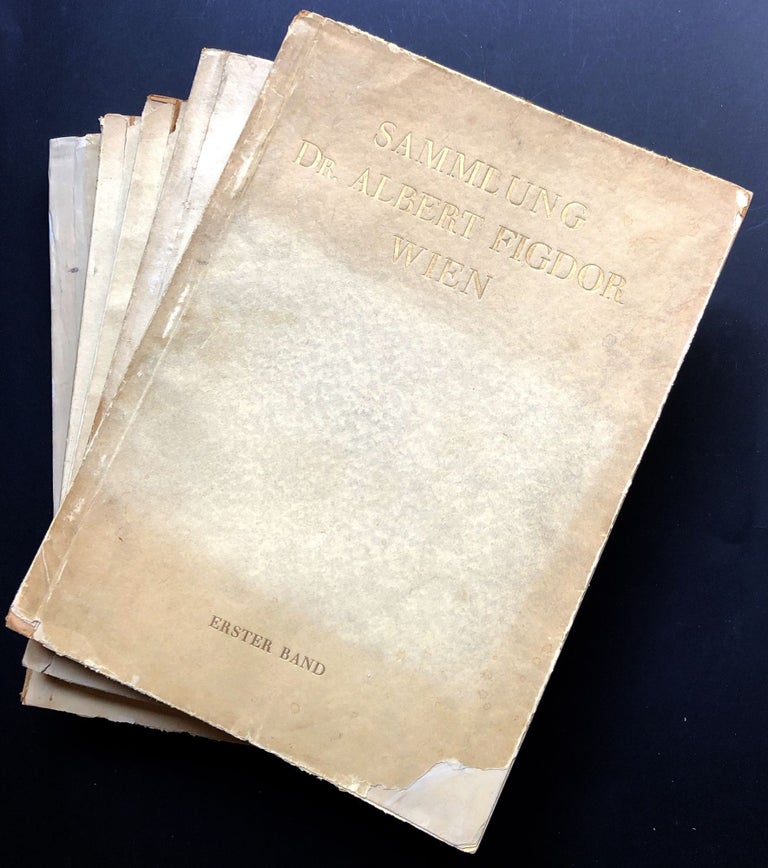 Item #h24174 Die Sammlung Albert Figdor - Wien, 5 volumes complete (1930 landmark auction catalog of decorative art). Albert Figdor, O. von Falke Th. Demmler, Leo Planiscig, Max J. Friedländer, Aug. Schestag.