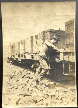 Group of 5 1890s photos 7 x 5 inches, railroad men unlinking freight cars