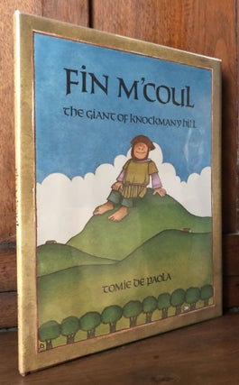 Item #H35964 Fin M'Coul, the Giant of Knockmany Hill - inscribed. Tomie de Paola