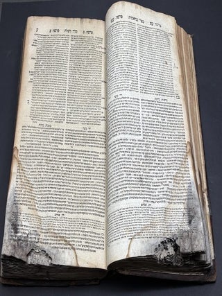 Midrash Rabot (Sulzbach, 1755) ; al ha-Torah v e-H amesh megilot, 'im matanot kehunah, ve-yede Moshe, u-kitsur yefat to'ar, u-pe' zera Avraham, u-pe' mishant R. Eliezer