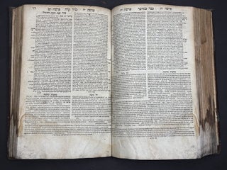 Midrash Rabot (Sulzbach, 1755) ; al ha-Torah v e-H amesh megilot, 'im matanot kehunah, ve-yede Moshe, u-kitsur yefat to'ar, u-pe' zera Avraham, u-pe' mishant R. Eliezer