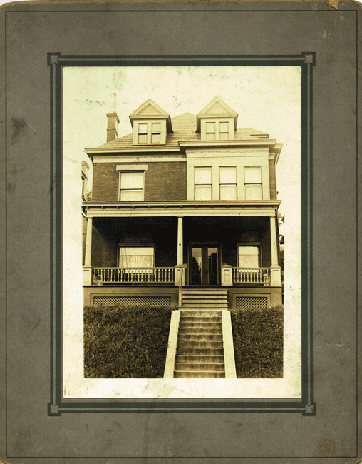 Item #z04445 Photograph of a House on Chislett Street, Pittsburgh, ca. 1910. n/a.