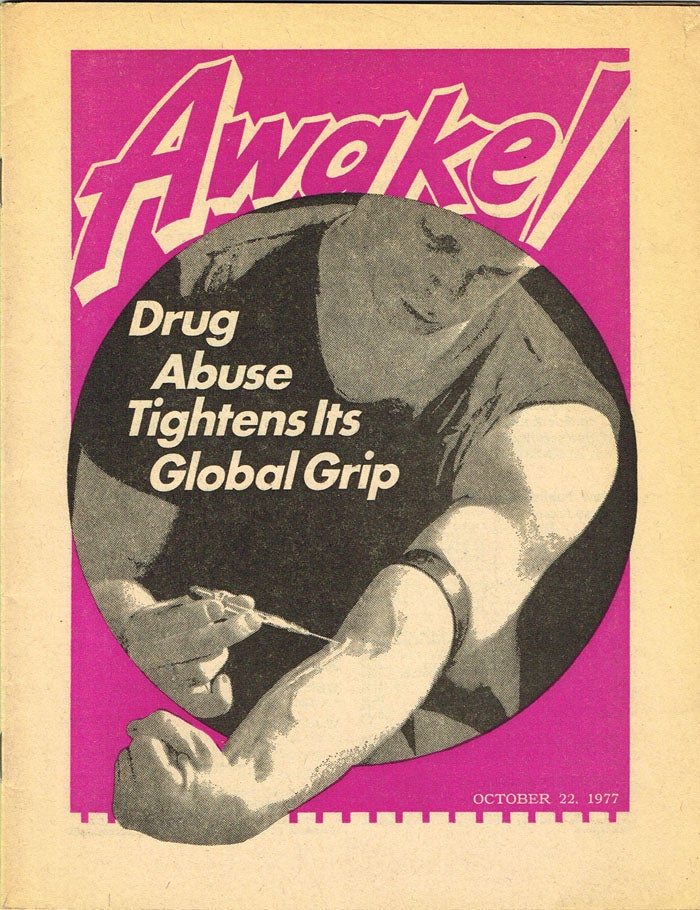 Item #z08005 Awake! Volume 58, Number 20 (October 22, 1977): Drug Abuse Tightens Its Global Grip. Watchtower Bible, Tract Society.
